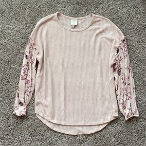 Knott long sleeve with blouse floral sleeves
